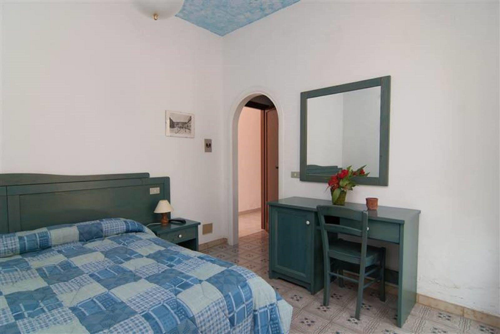 La Ninfea Hotel 3*